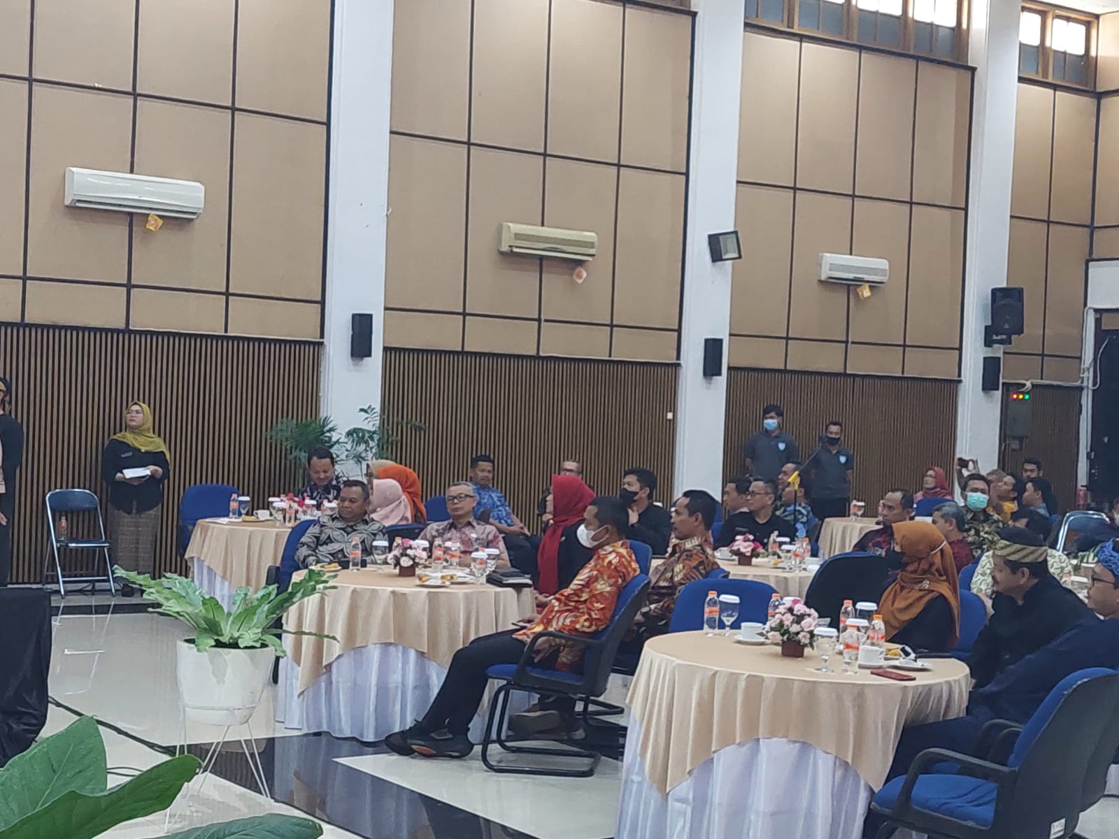 Kamis, (27/10/2022) Rapat Koordinasi Mal Pelayanan Publik (MPP) Digital DPMPTSP Kabupaten/Kota Se-Provinsi Jawa Barat