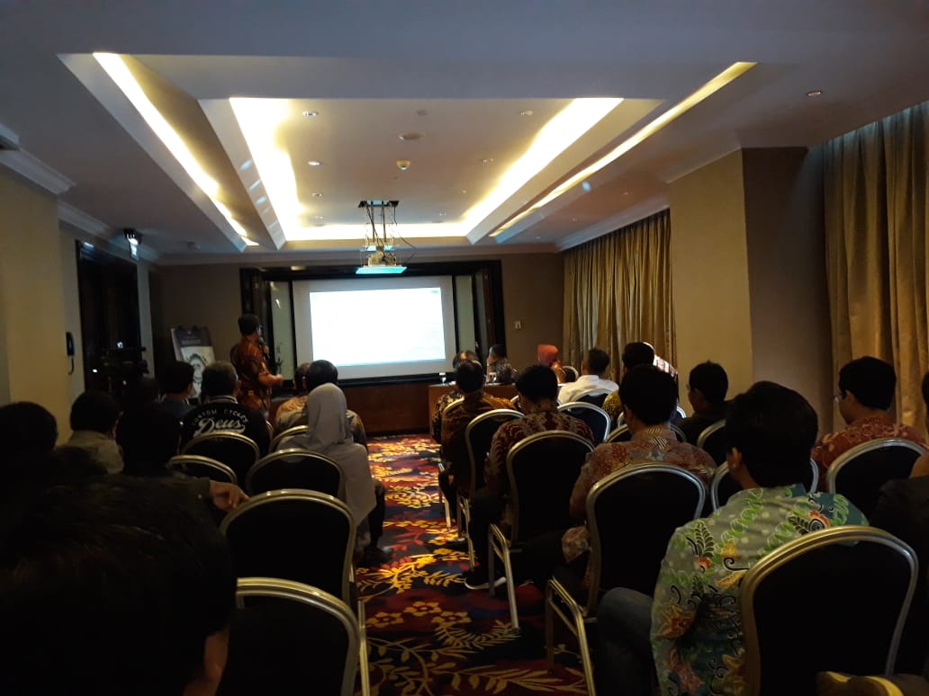 Workshop proyek PLTS Apung Cirata PT. Pembangkitan Jawa Bali di Hotel Ibis Trans