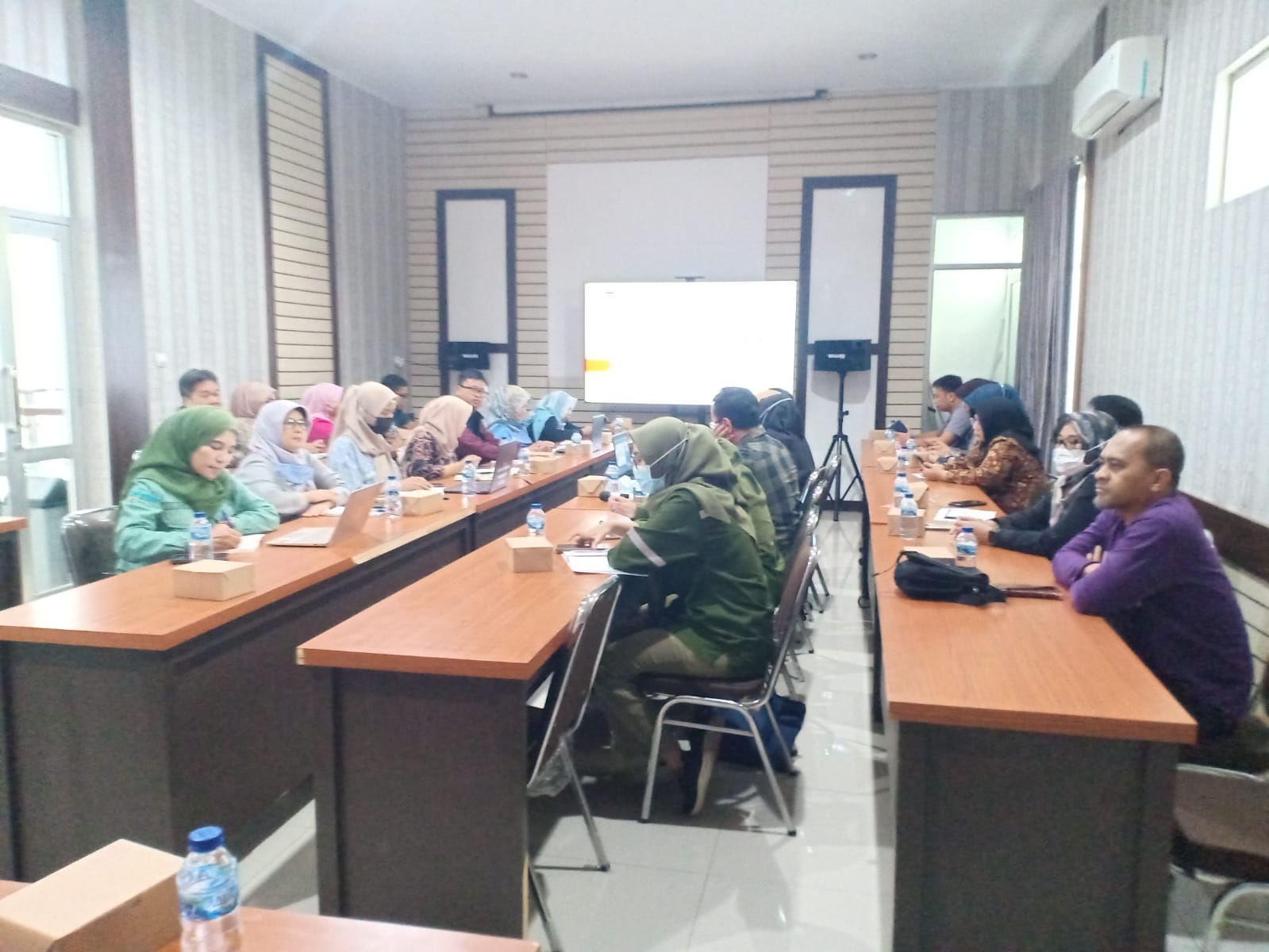 Jumat, (03/02/2023) Rapat Evaluasi Pengisian Indikator Tatanan Kabupaten / Kota Sehat (KKS) Tahun 2023 di Aula Baapelitbangda Kab. Purwakarta